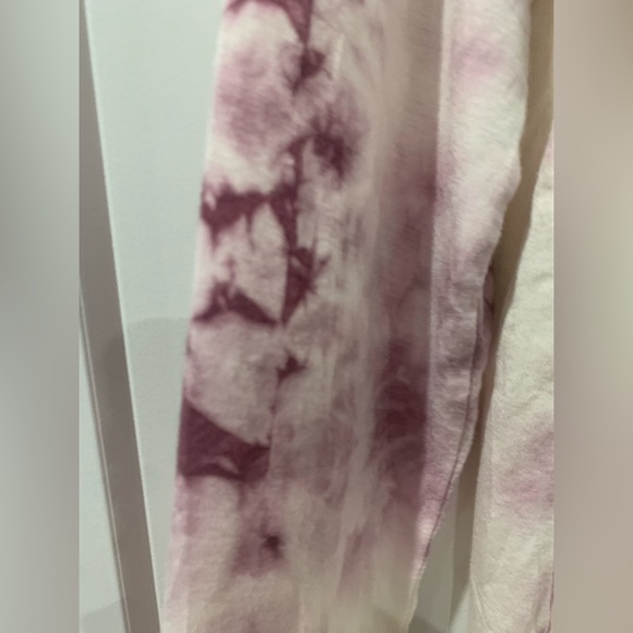 American Eagle Purple tie dye long sleeve top. Size medium. - Picture 10 of 11